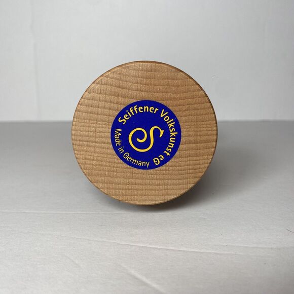 Seiffener Volkskunst Nutcracker - King, 11” Model 11311/1 - Picture 5 of 14